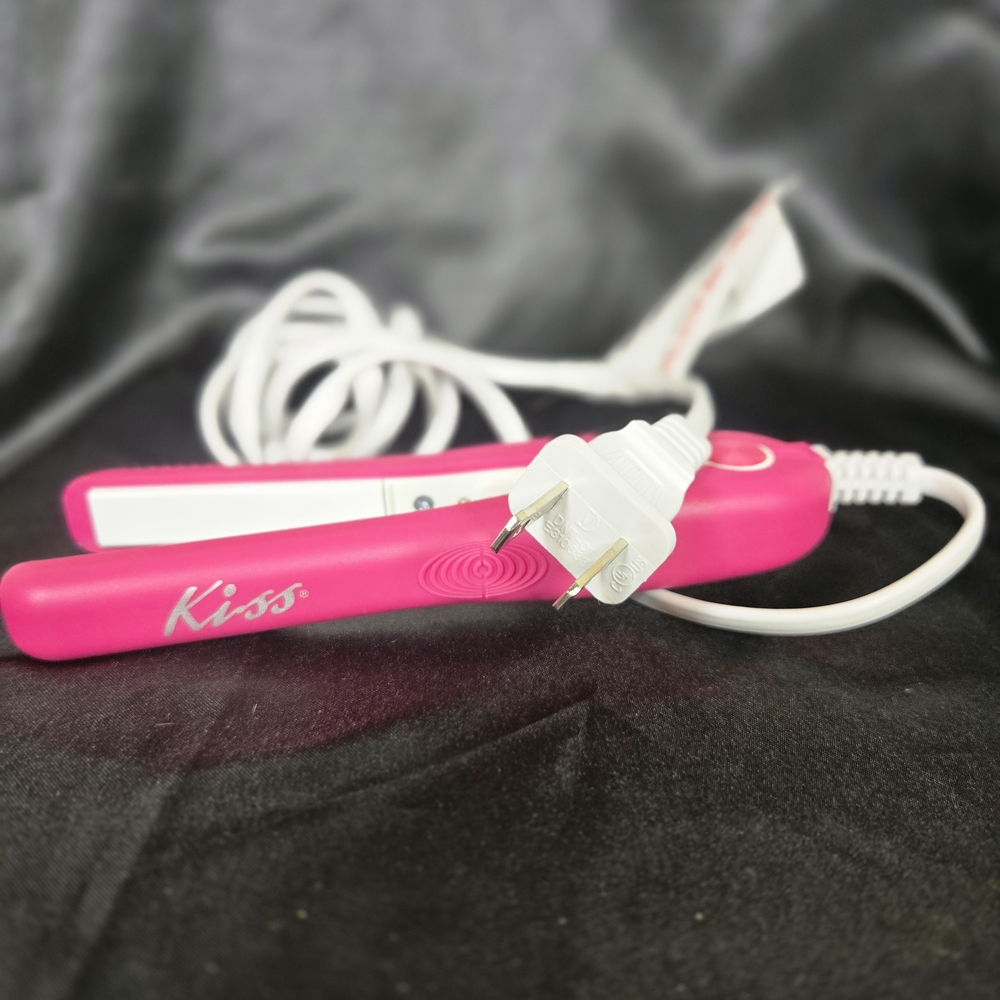Kiss Vibrant Pink Hair Straightener - Mini - NWOT - Picture 2 of 3